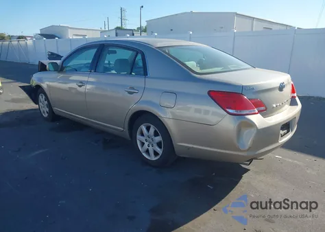 2007 Toyota Avalon Xl z USA, uszkodzony, nr VIN 4T1BK36B67U241850